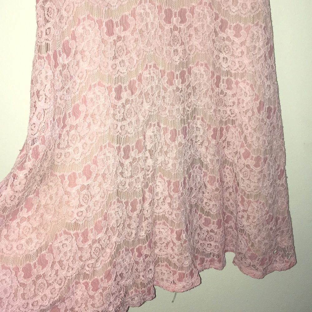 (2 for $20) Beautiful pink lace dress - Picture 4 of 7